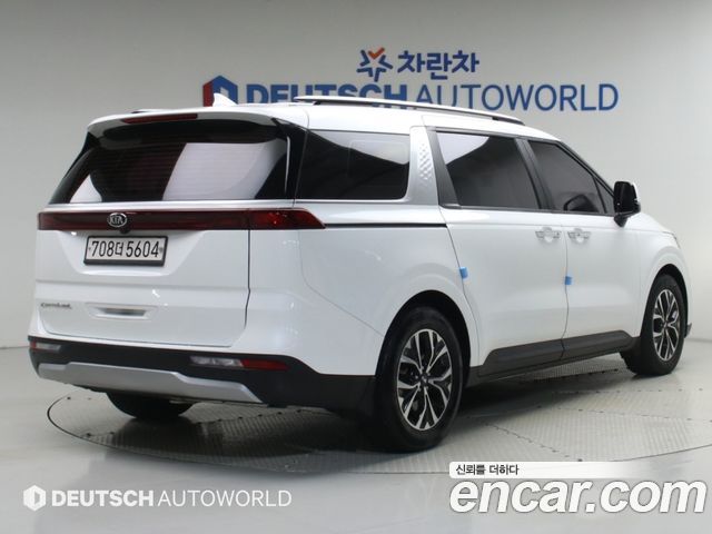 Kia Canival 2021 — photo 2