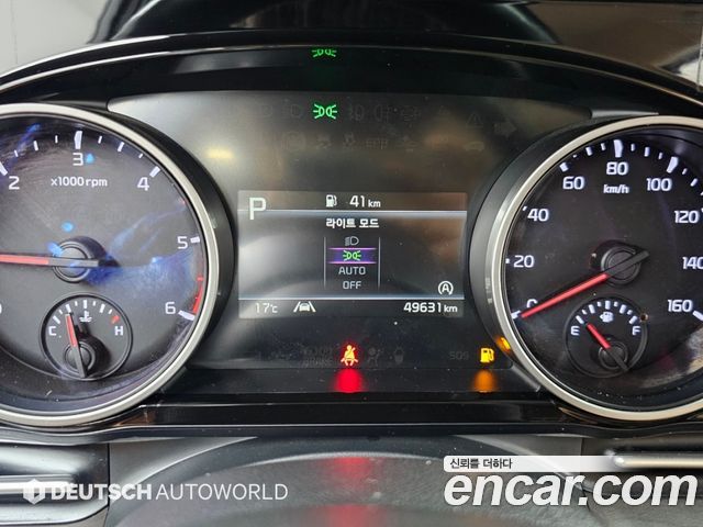 Kia Canival 2021 — photo 8