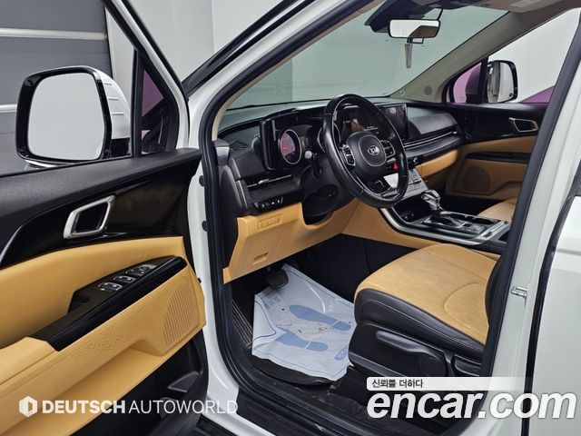 Kia Canival 2021 — photo 11