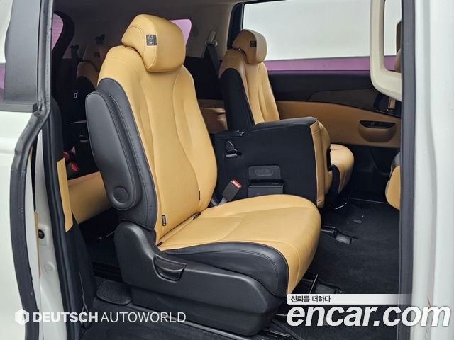 Kia Canival 2021 — photo 12