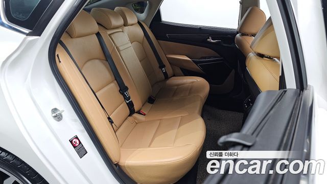 Kia K7 2020 — photo 17