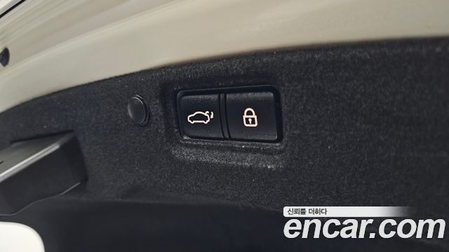 Kia K7 2020 — photo 23