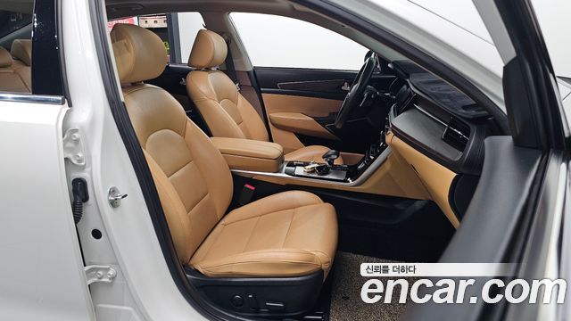Kia K7 2020 — photo 16