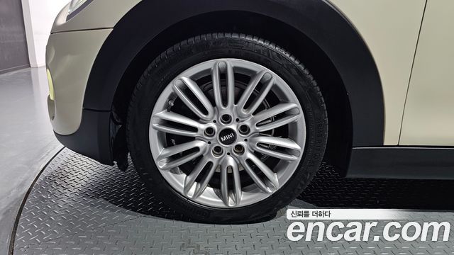Mini Cooper 2017 — photo 5