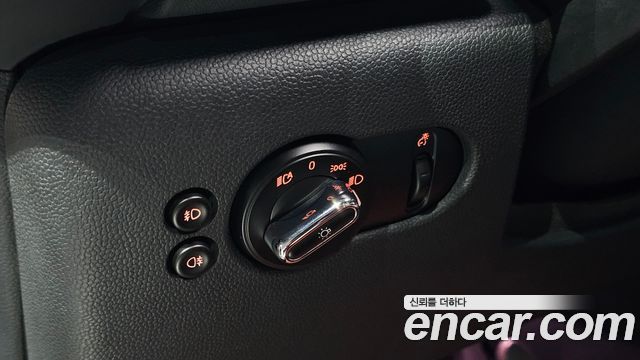 Mini Cooper 2017 — photo 18