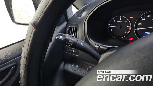 Hyundai Starex 2017 — photo 23