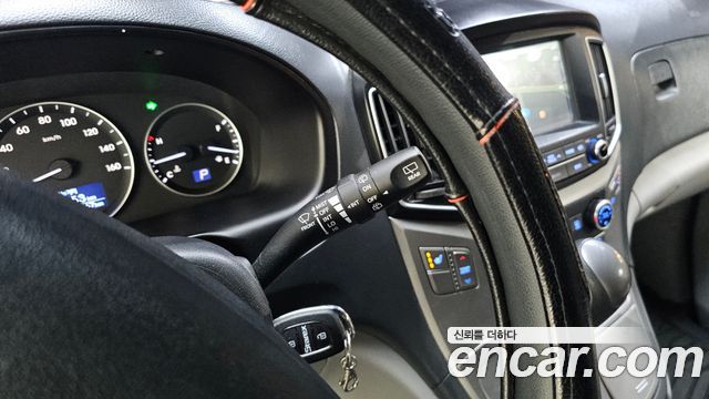 Hyundai Starex 2017 — photo 24