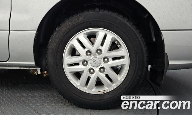 Hyundai Starex 2017 — photo 7