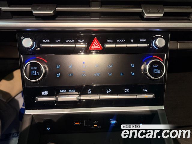 Hyundai Santafe 2025 — photo 6