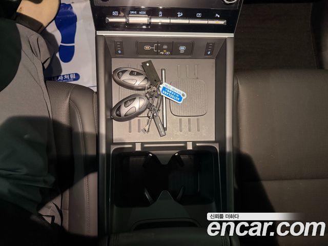 Hyundai Santafe 2025 — photo 7