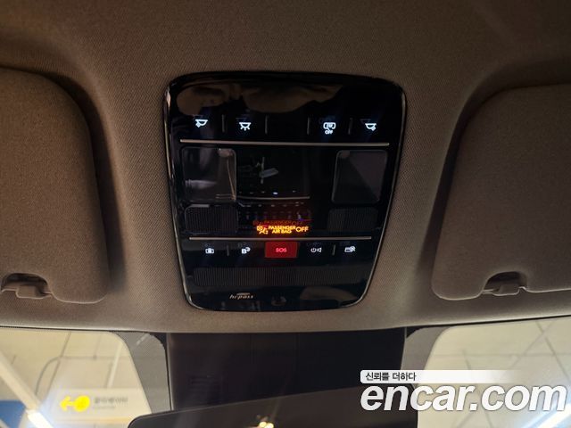 Hyundai Santafe 2025 — photo 9