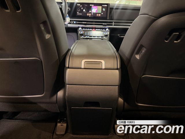 Hyundai Santafe 2025 — photo 11