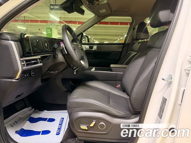 Hyundai Santafe 2025 — photo 13