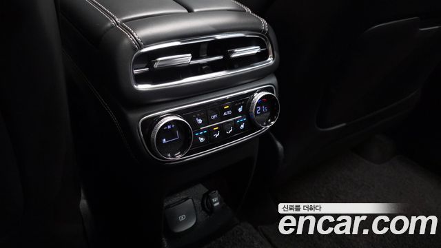 Genesis GV80 2023 — photo 25
