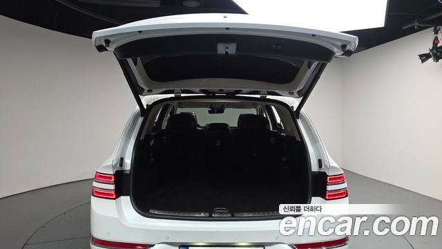 Genesis GV80 2023 — photo 26