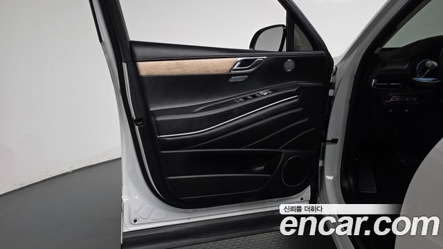 Genesis GV80 2023 — photo 14