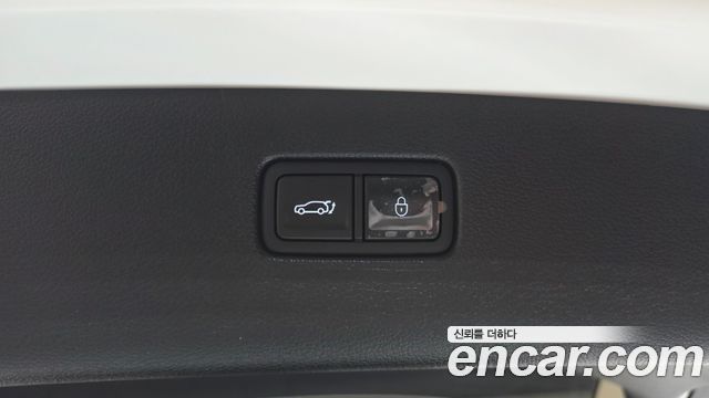 Genesis GV80 2023 — photo 27