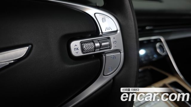 Genesis GV80 2023 — photo 29