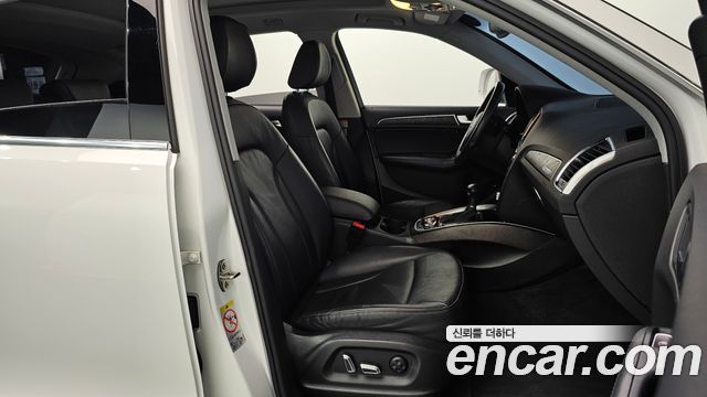Audi Q5 2016 — photo 11