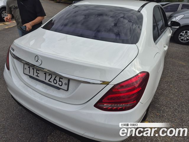 Mercedes-Benz C-Class 2016 — photo 4