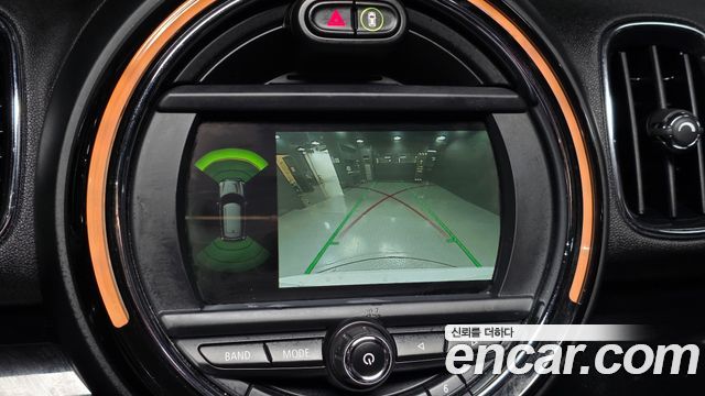 Mini Countryman 2018 — photo 14