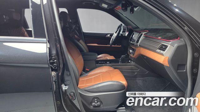 KG Mobility Rexton 2018 — photo 17
