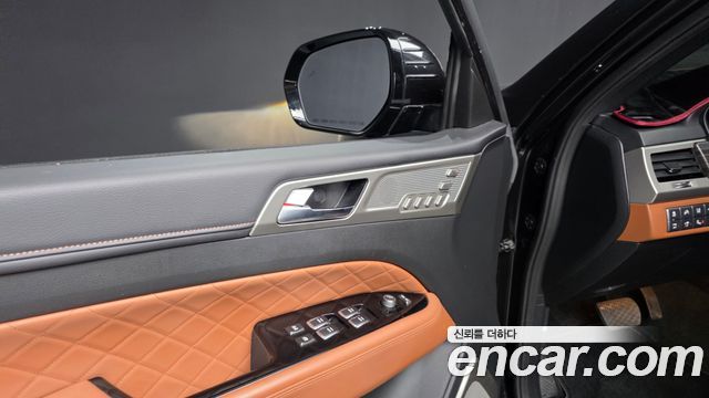 KG Mobility Rexton 2018 — photo 27