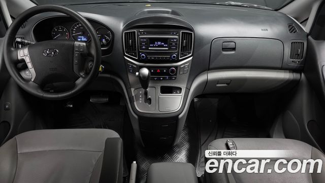 Hyundai Starex 2019 — photo 7