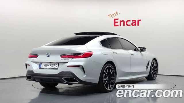 BMW 8-Series 2024 — photo 2