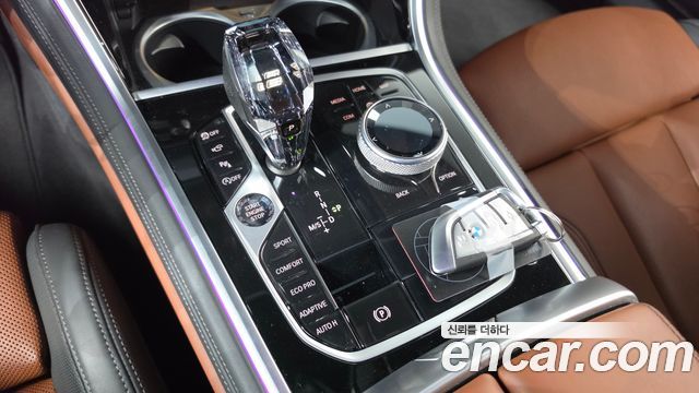 BMW 8-Series 2024 — photo 12
