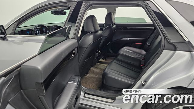 Hyundai Grandeur 2023 — photo 33