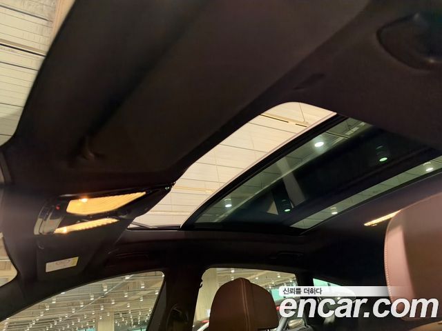 BMW Gran Turismo 2024 — photo 16