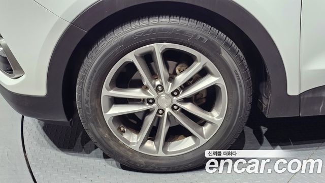 Hyundai Santafe 2016 — photo 5