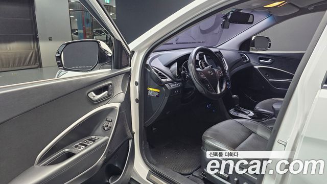 Hyundai Santafe 2016 — photo 13
