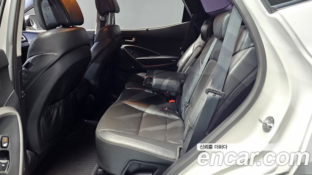 Hyundai Santafe 2016 — photo 18