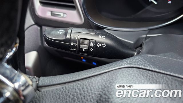 Hyundai Santafe 2016 — photo 25