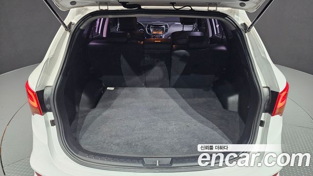 Hyundai Santafe 2016 — photo 29