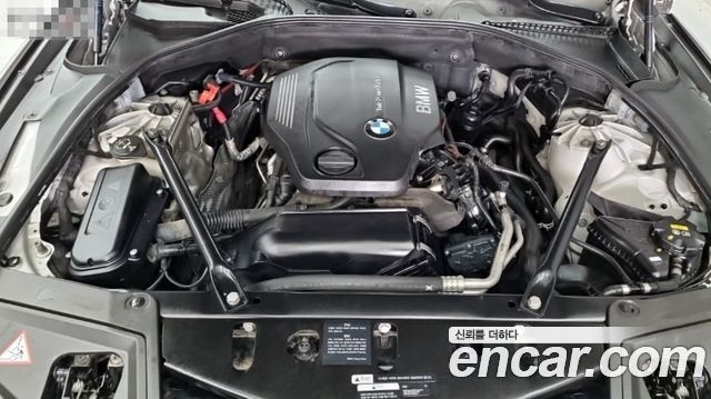BMW 5-Series 2016 — photo 6