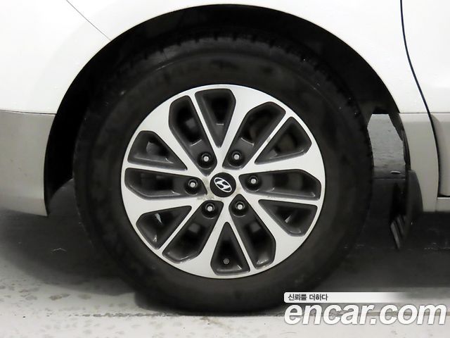 Hyundai Starex 2019 — photo 6
