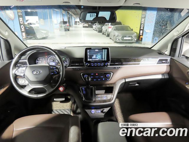 Hyundai Starex 2019 — photo 7