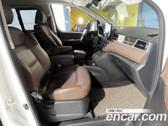 Hyundai Starex 2019 — photo 19