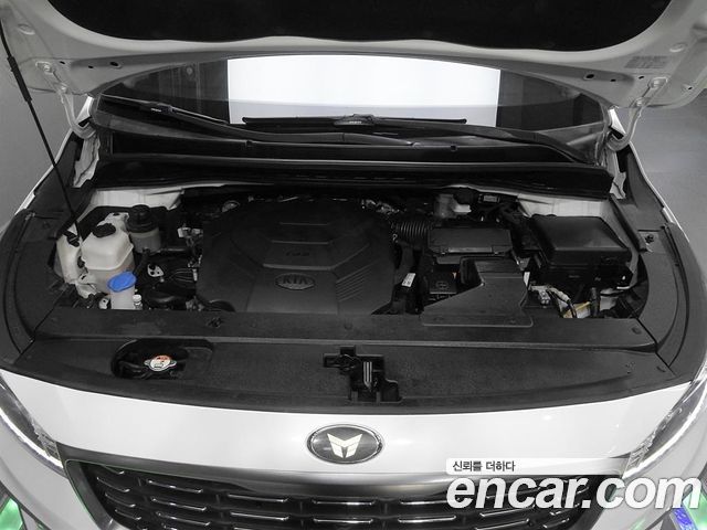 Kia Canival 2019 — photo 17