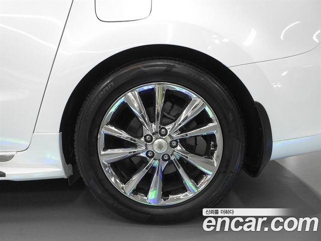 Kia Canival 2019 — photo 20