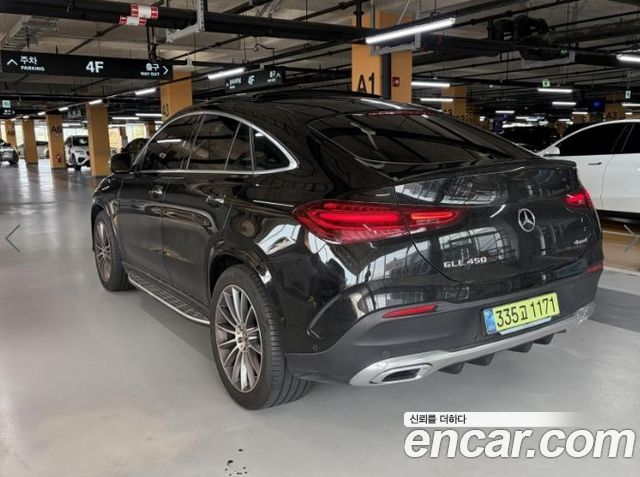 Mercedes-Benz GLE-Class 2025 — photo 4