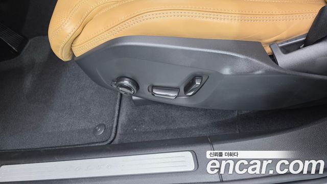 Volvo XC60 2022 — photo 34