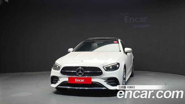 Mercedes-Benz E-Class 2023 — photo 3