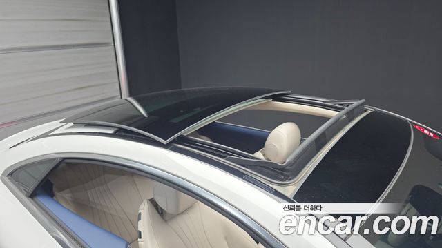 Mercedes-Benz E-Class 2023 — photo 29
