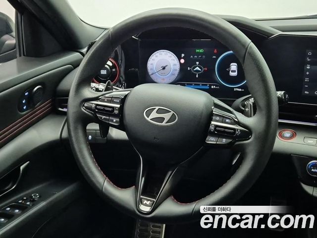 Hyundai AVANTE 2025 — photo 9