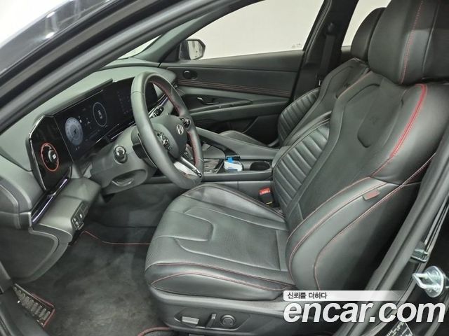 Hyundai AVANTE 2025 — photo 13