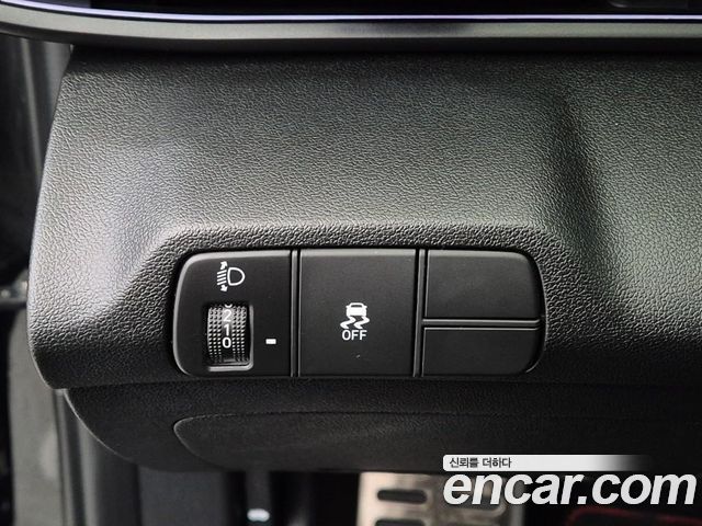 Hyundai AVANTE 2025 — photo 17